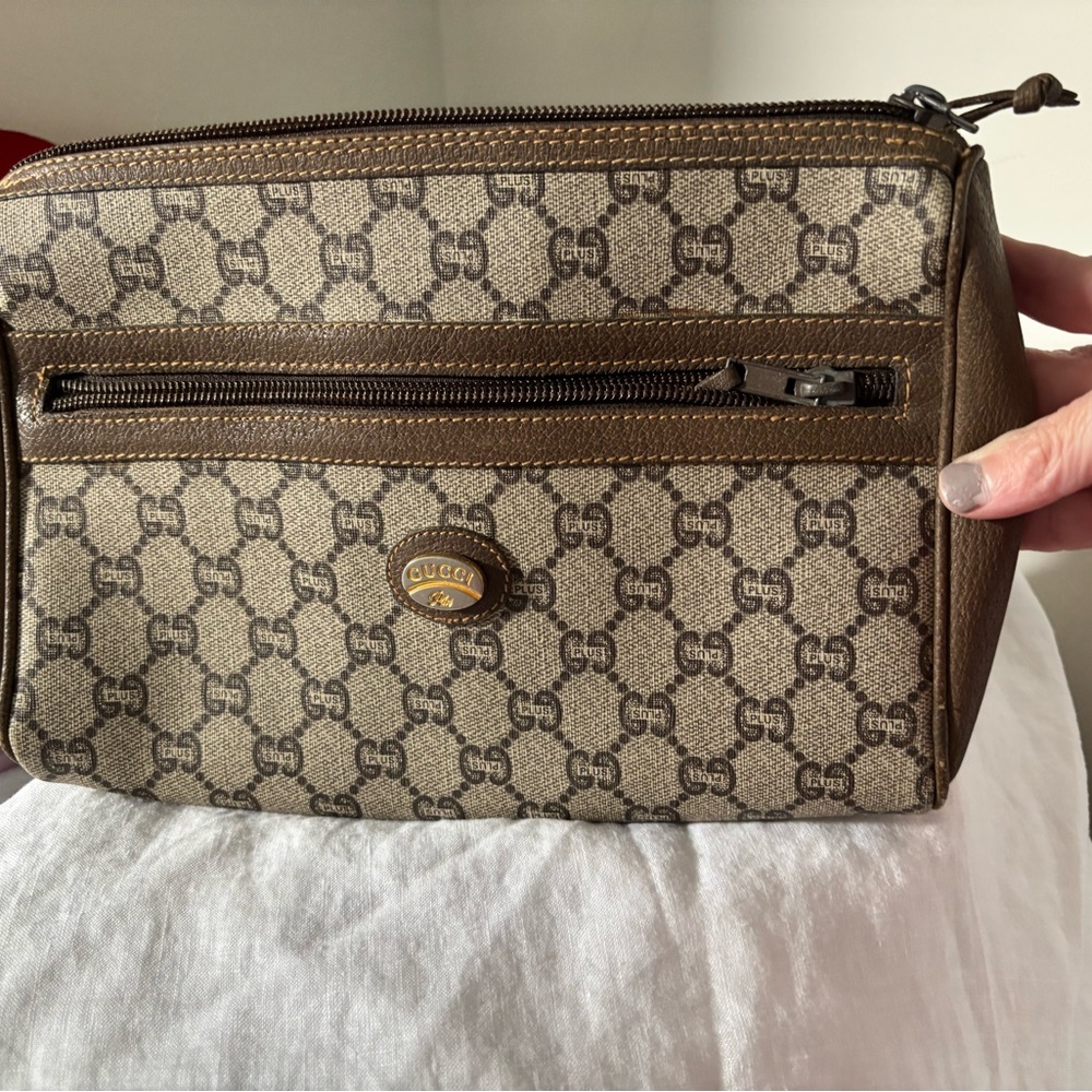 Gucci Plus Vintage Clutch